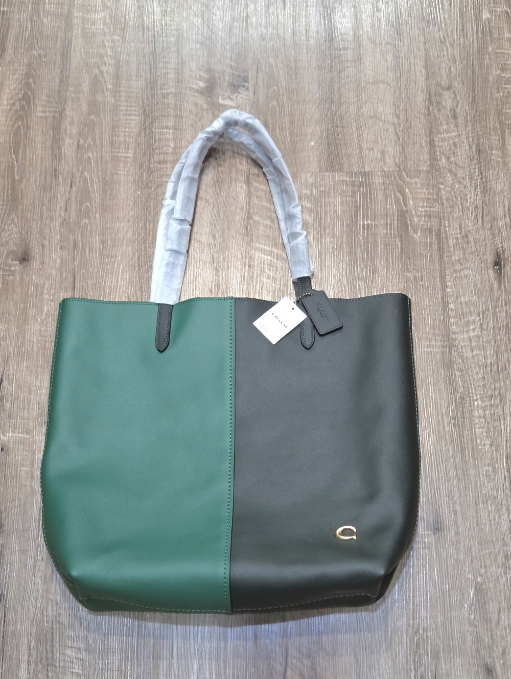 NWT Coach North Large Tote In Colorblock Leather Green